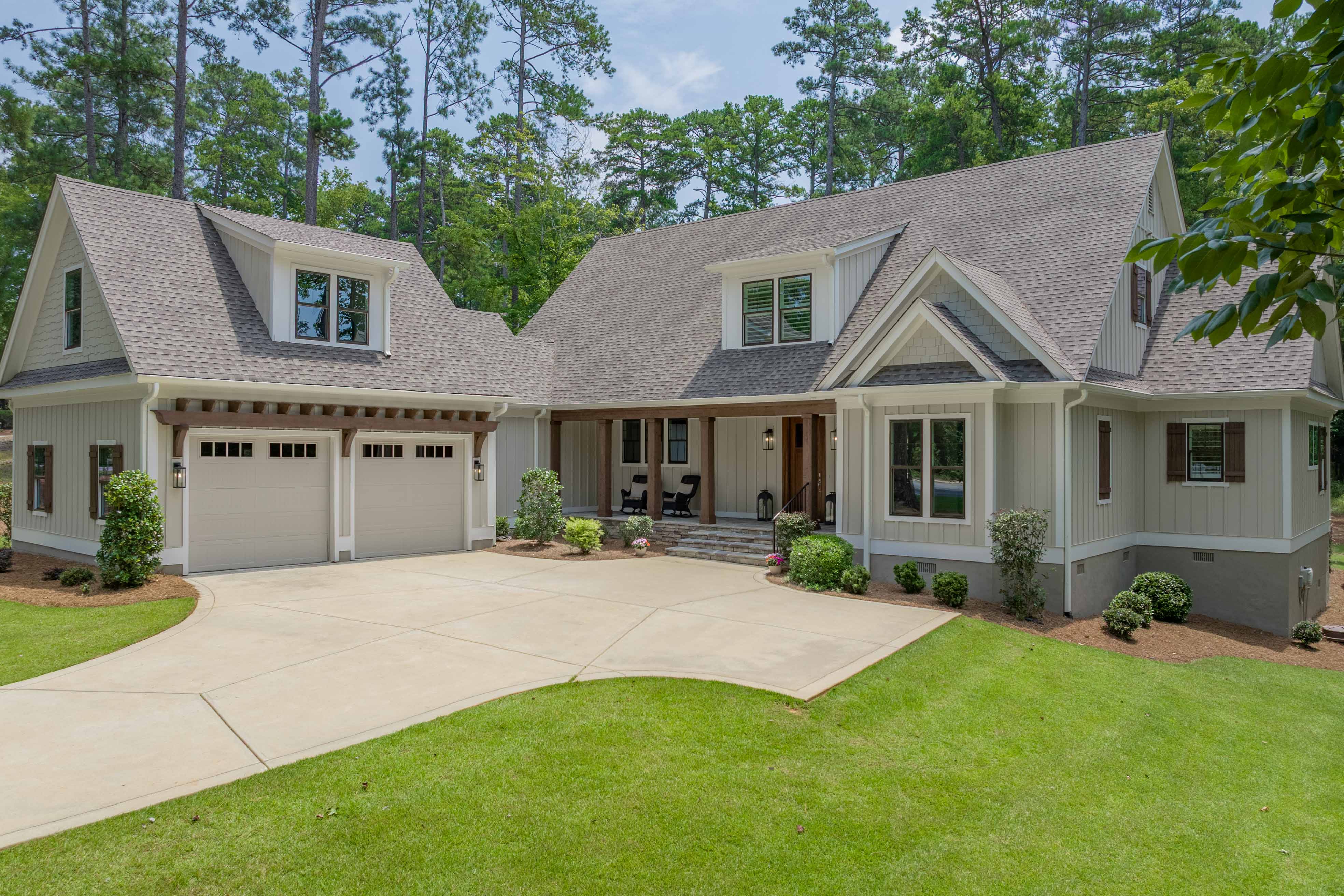 1010 Scull Shoals Drive image 1